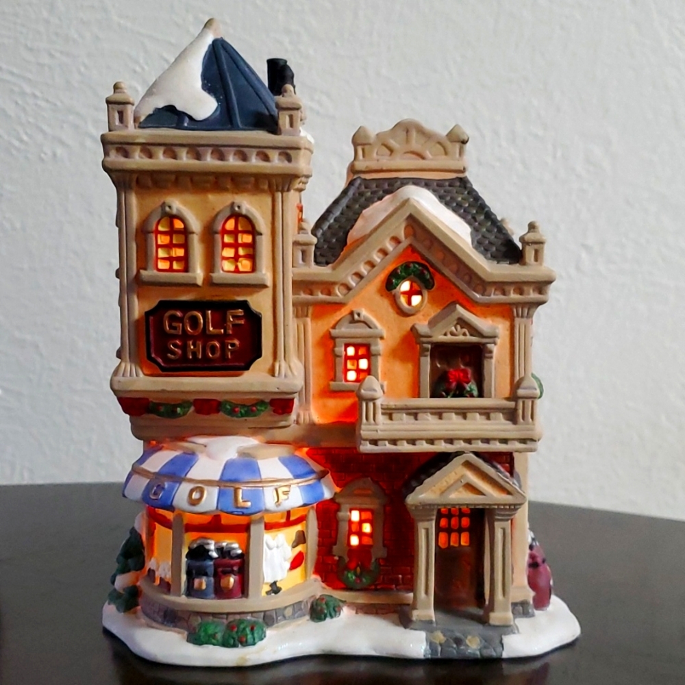 Holiday Time Golf Shop Lighted Christmas Village House